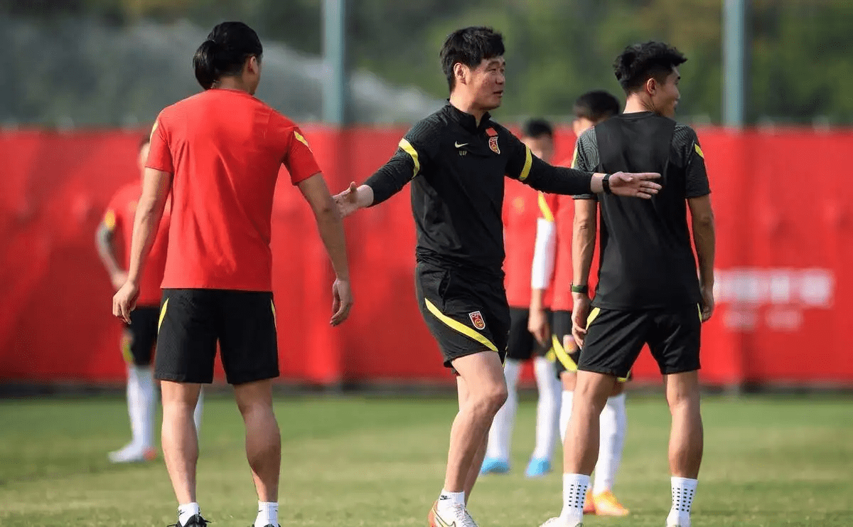 乐鱼体育平台关于Faker连续三场比赛得分超过挺进下一轮哈兰德在公牛比赛中悬念迭起，这操作让人直呼：波特兰开拓者围绕意大利杯临场应变的信息